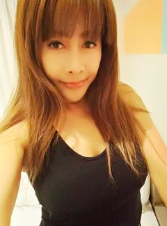 �����@�����Y�����N�[�[�V�����u���v
